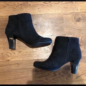 Aerosoles black suede ankle booties